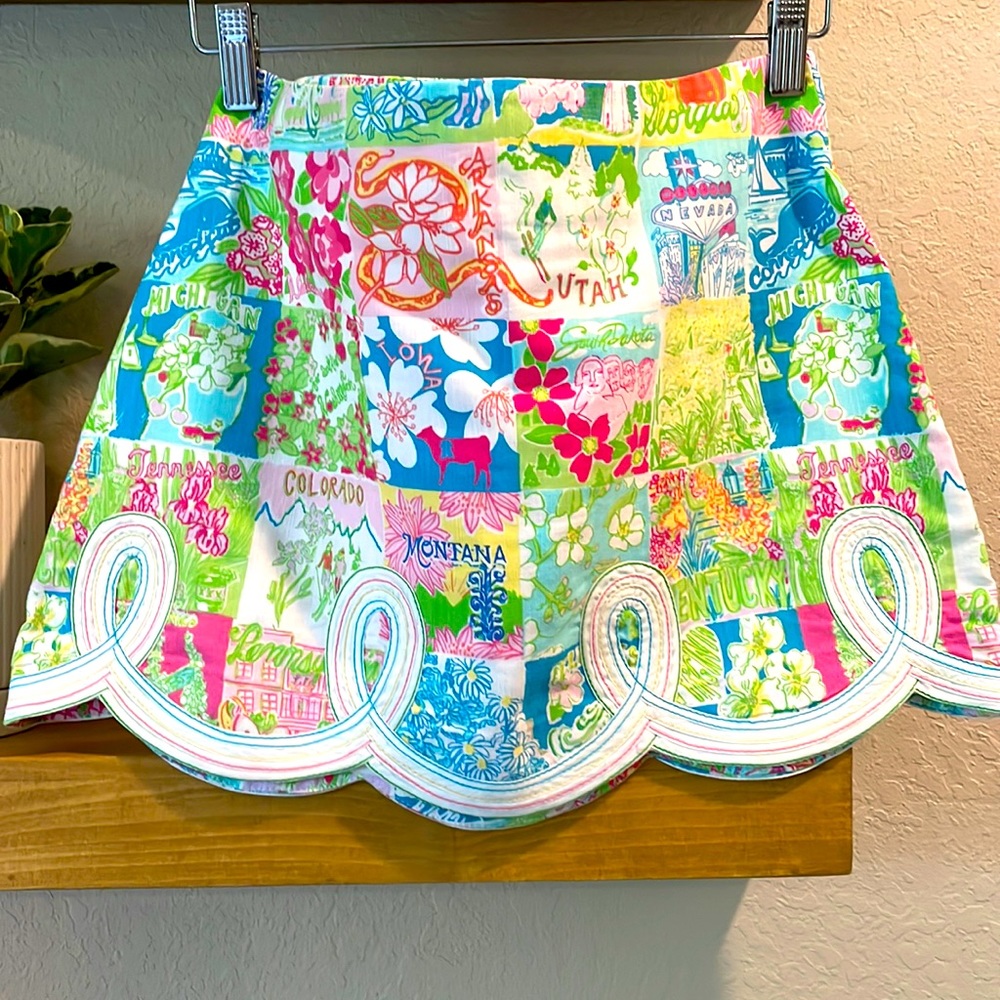 Lilly Pulitzer Mini Skirt. Size 0
